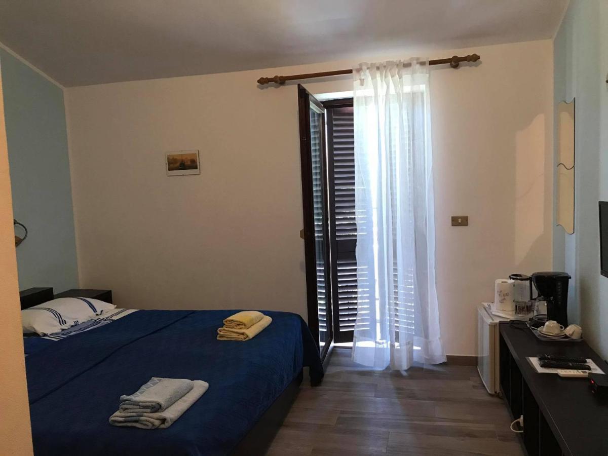 Draga Rooms Njivice Exteriör bild